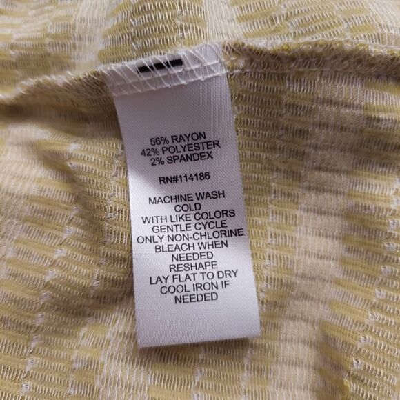 89TH & MADISON Hi/Low Striped 3/4" Sleeve Top - Picture 9 of 11